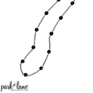 Fashion-able long necklace NWOT! Guaranteed!