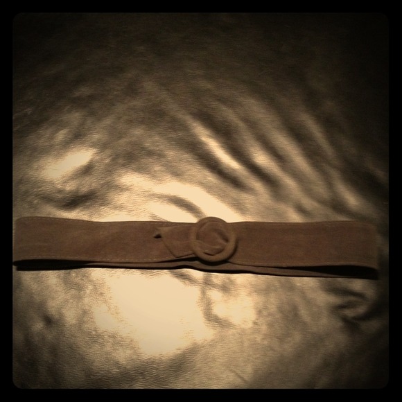 Suede belt