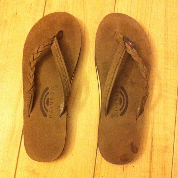 Flirty Braid Dark Brown Rainbows Size Small (6)