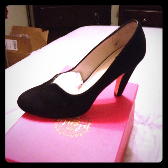 Black suede pumps