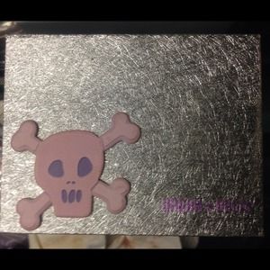 Traded💌Urban decay skull palette