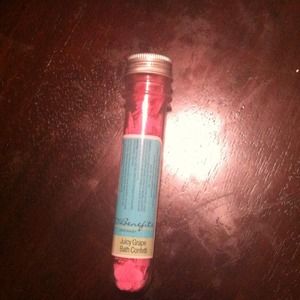 Juicy grape bath confetti