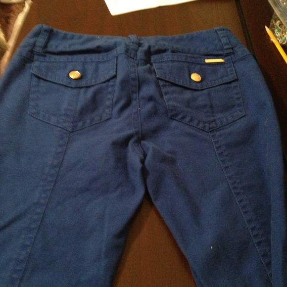 Mk jeanstraded yehudis - Picture 2 of 4