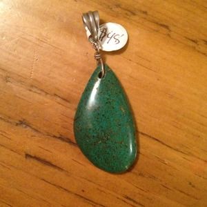 Beautiful turquoise pendant with Sterling silver