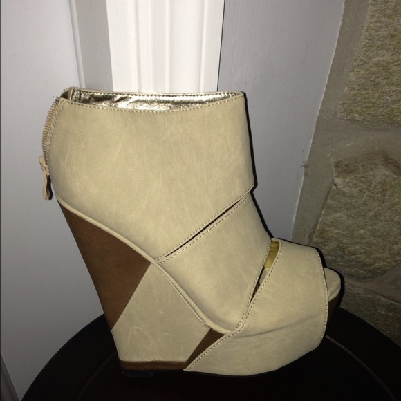 Very sexy wedges