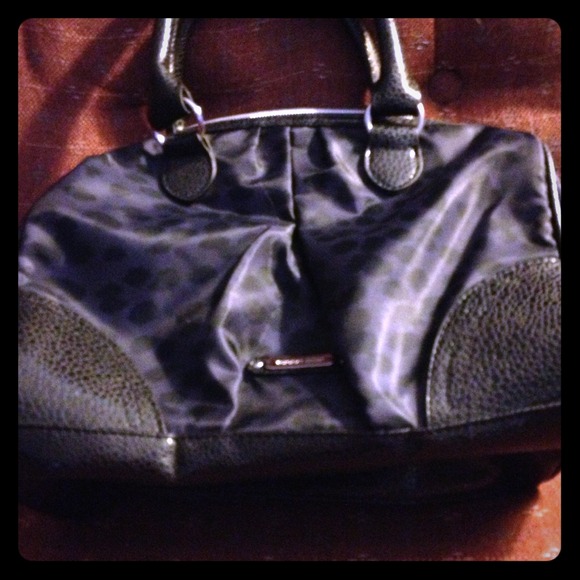 ⭐Reduced⭐Victoria's Secret Cheetah print handbag