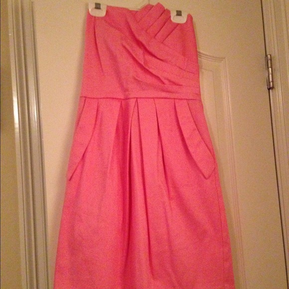 ❌SOLD❌Light pink strapless spring/summer dress!🎀