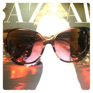 Bundle Kate spade sunglasses + black suede booties