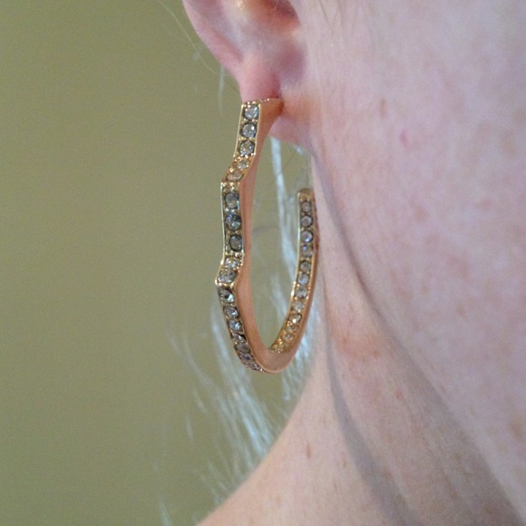HOLD kareyg33 Trendy hoop earring - Picture 2 of 4