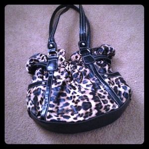 Leopard purse