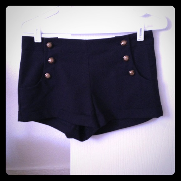 Waist High shorts