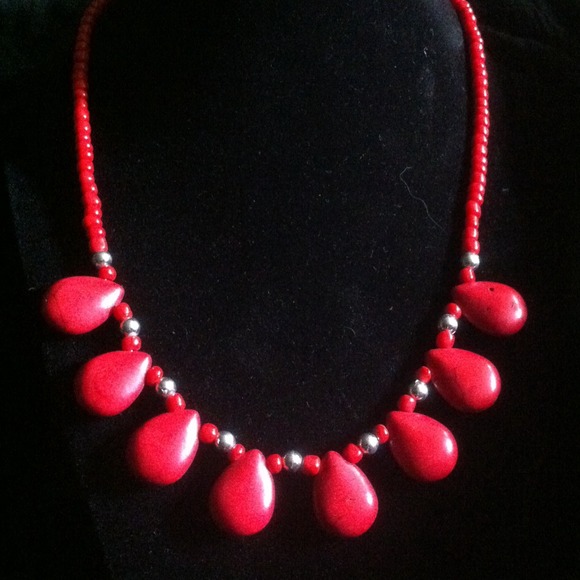 HPRed coral look stone necklace silvertone set - Picture 2 of 4