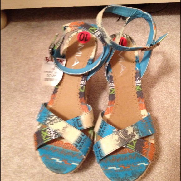 Blue tribal wedge sandals
