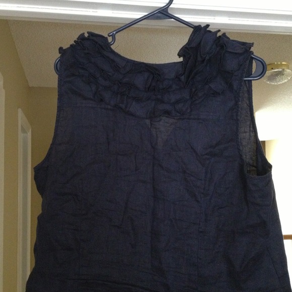 🚫Sold🚫Perfect summer top! - Picture 2 of 3