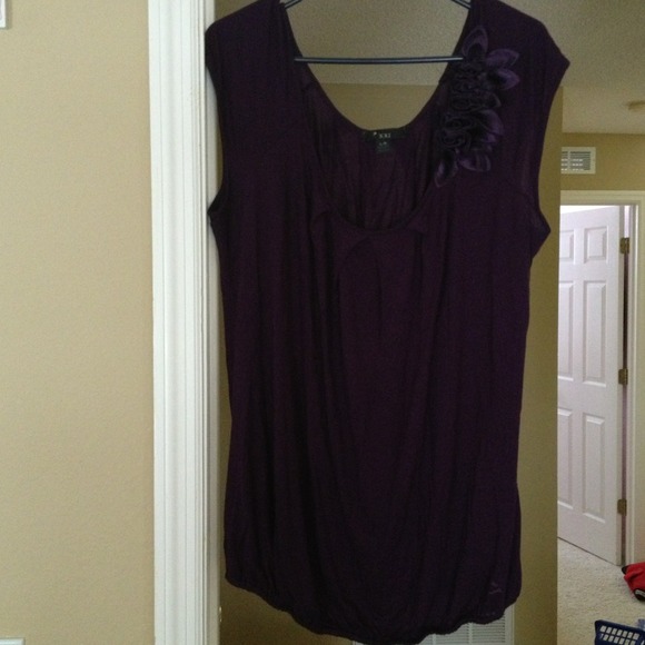 🚫Sold🚫Plum top