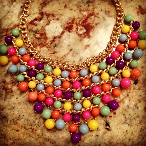 Perfect for all outfits 27.00 set - Picture 1 of 1