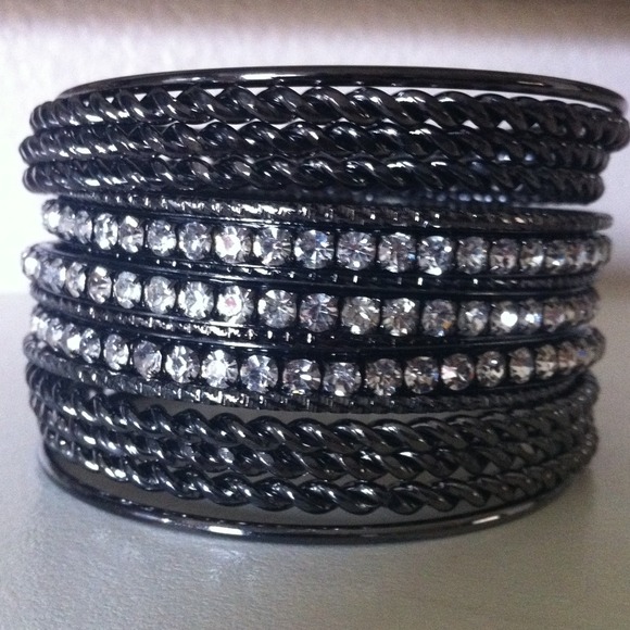 ❗SOLD❗New 15 pieces Bangles!!!
