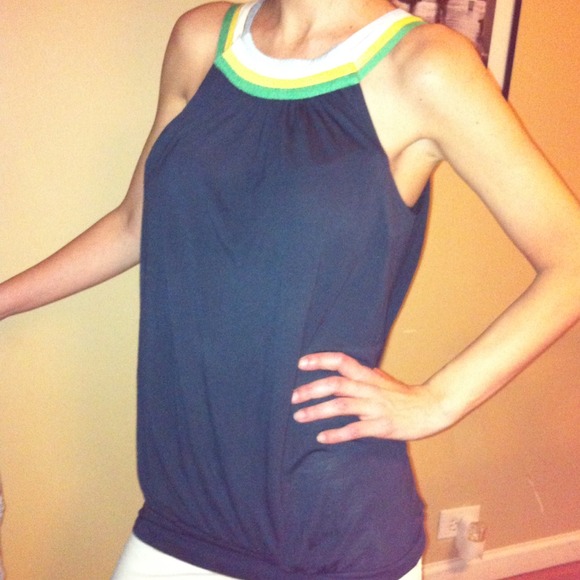SOLD in bundle BCBGMAXAZRIA top size small