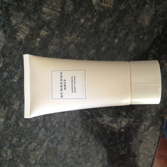 Burberry body lotion