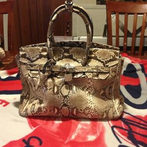 Findig 100% snake skin purse