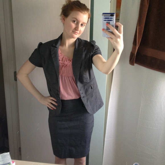 Office chic blazer and pencil skirt.
