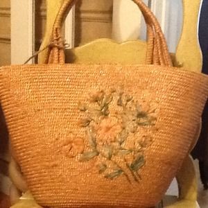 Vintage straw purse beach bag.
