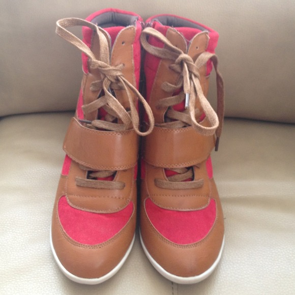 Wedges in great condition worn 3 times