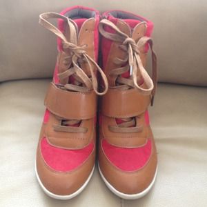 Wedges in great condition worn 3 times