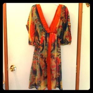 Beautiful floral type dress by RINGSPUN size 3!!