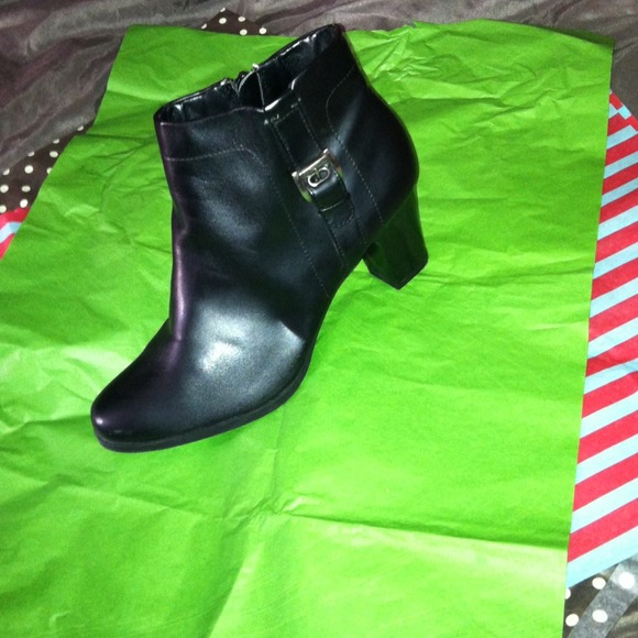 Covington black leather booties