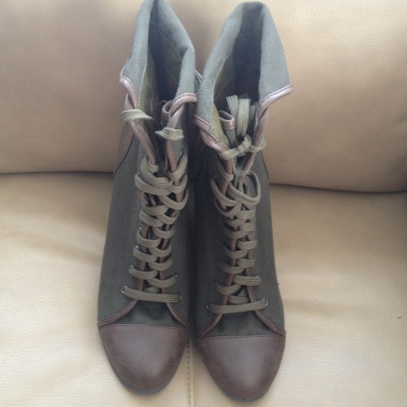 High wedges worn once