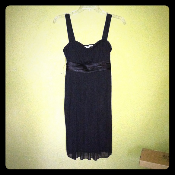 Sheer layered tie waist LBD