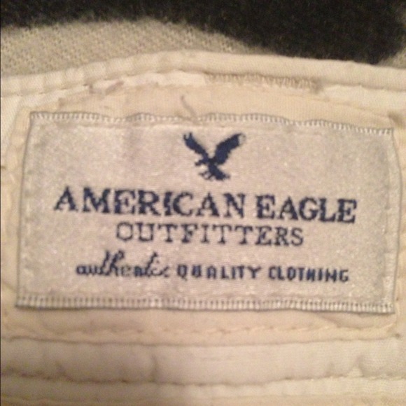 ❌SOLD❌American Eagle white shorts!🌸 - Picture 3 of 3