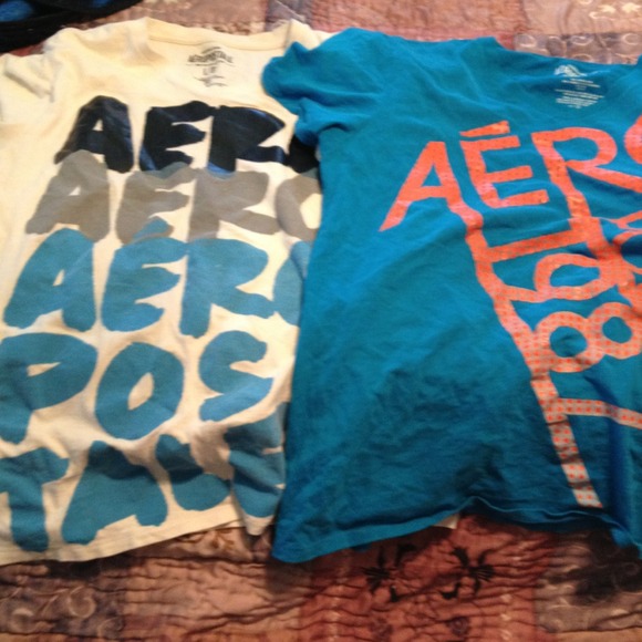 2 aeropostle t shirt sz L