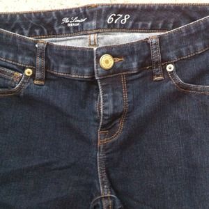 Limited 678 ankle jean