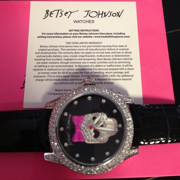 Betsey Johnson skull watch