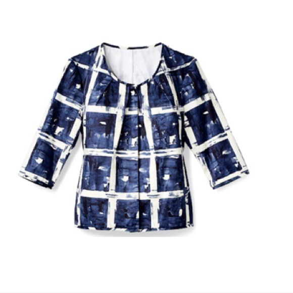 Vera Wang Jackets & Blazers - Host Pick❤️Vera Wang Swing cropped jacket