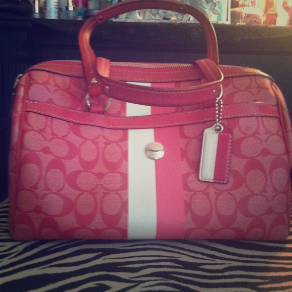 Coach Bag 💋💋💋 price REDUCED!!!!