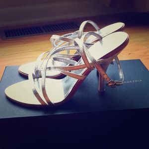 BCBGMaxazria silver leather strappy shoes NWT