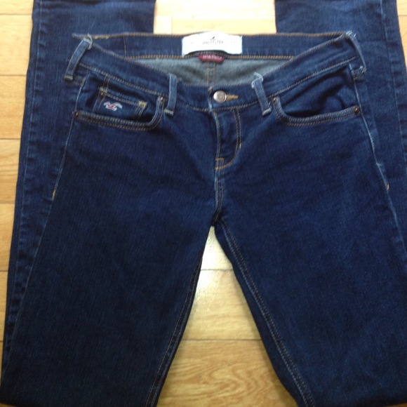 SOLD IN BUNDLEE!!! Hollister skinny jeans