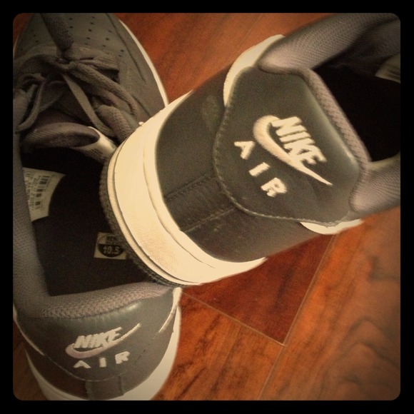 Air Force 1s -only worn once(purchased a month ago