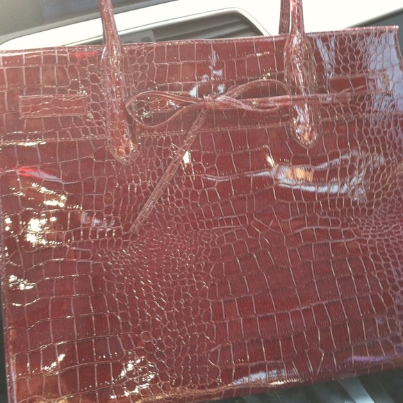 Beautiful burgundy Jessica Simpson bag brand new