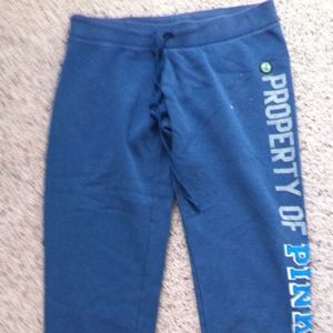 RESERVED✨Bundle for @okwil Pink crop sweats✨