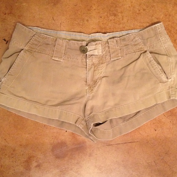 AE dark Khaki Shorts