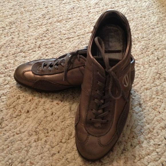 Ecco Shoes