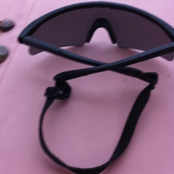 Revision glasses - Picture 2 of 3