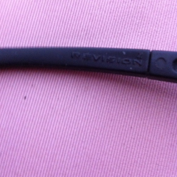 Revision glasses - Picture 3 of 3