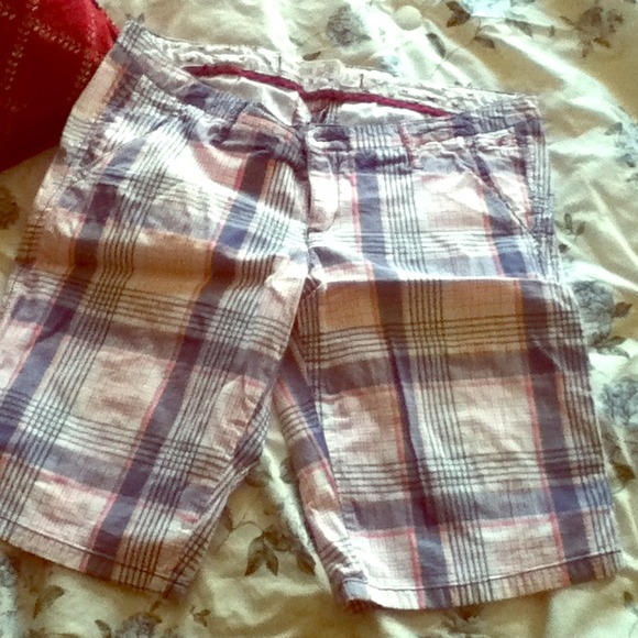 Hollister shorts!