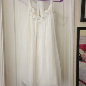 White flower dress f21 never worn
