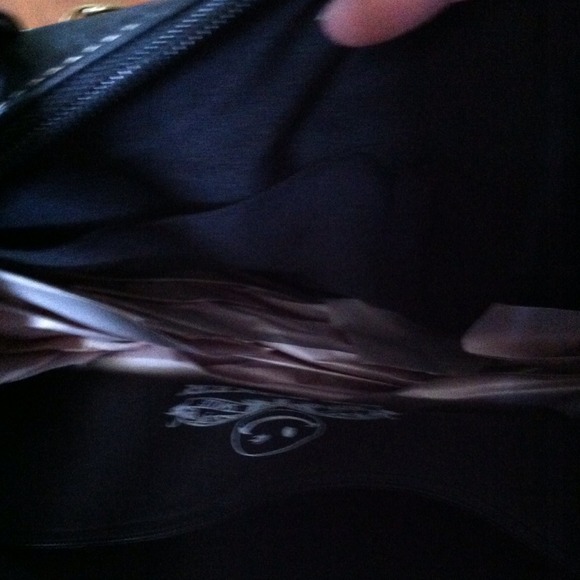 Black hobo style purse. - Picture 2 of 4